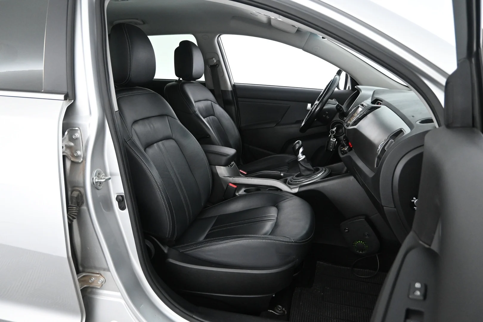 Car Image - 5neEArSanQoViVBsj59v0Q
