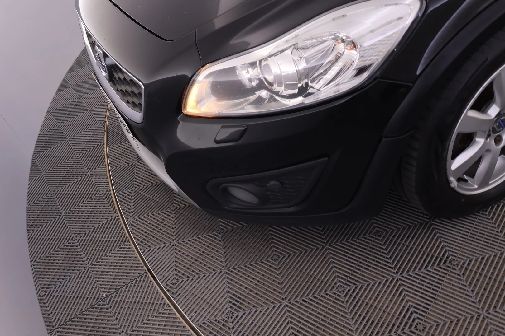 Car Image - 5qKVmbJJVr9CsfraZurzy6
