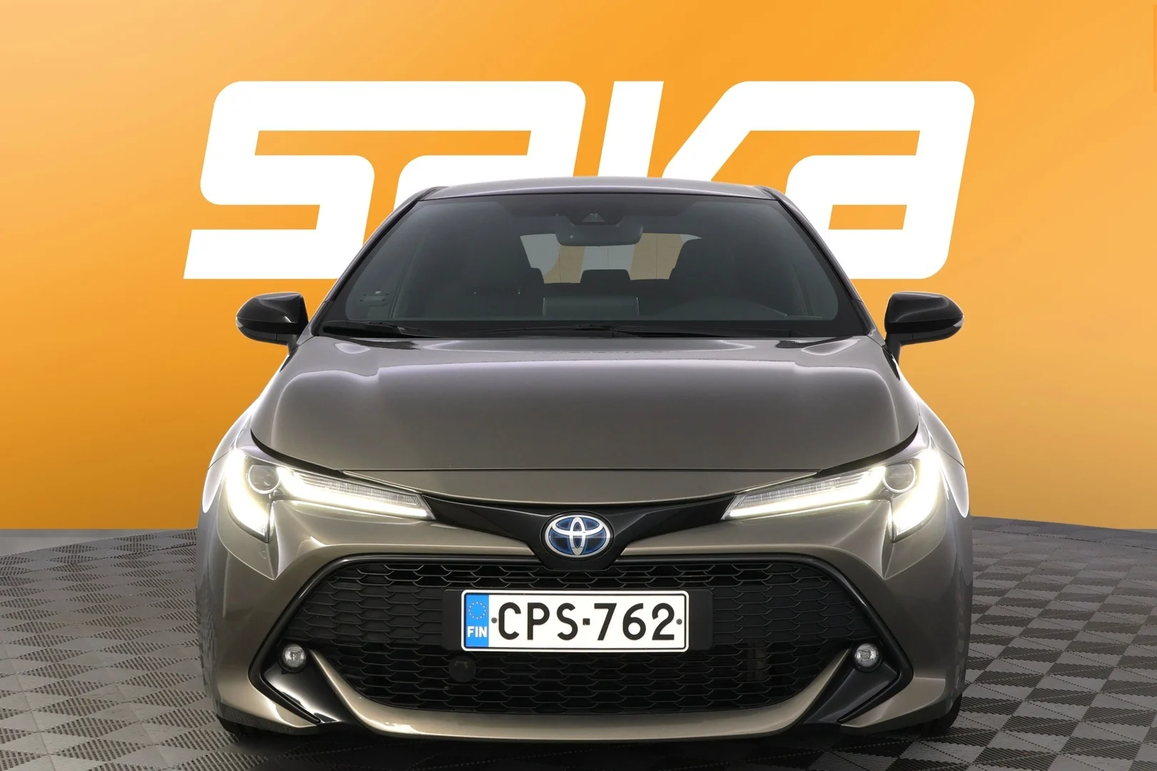 Car Image - 4efchPgBh3B0PKwiBlJhpX