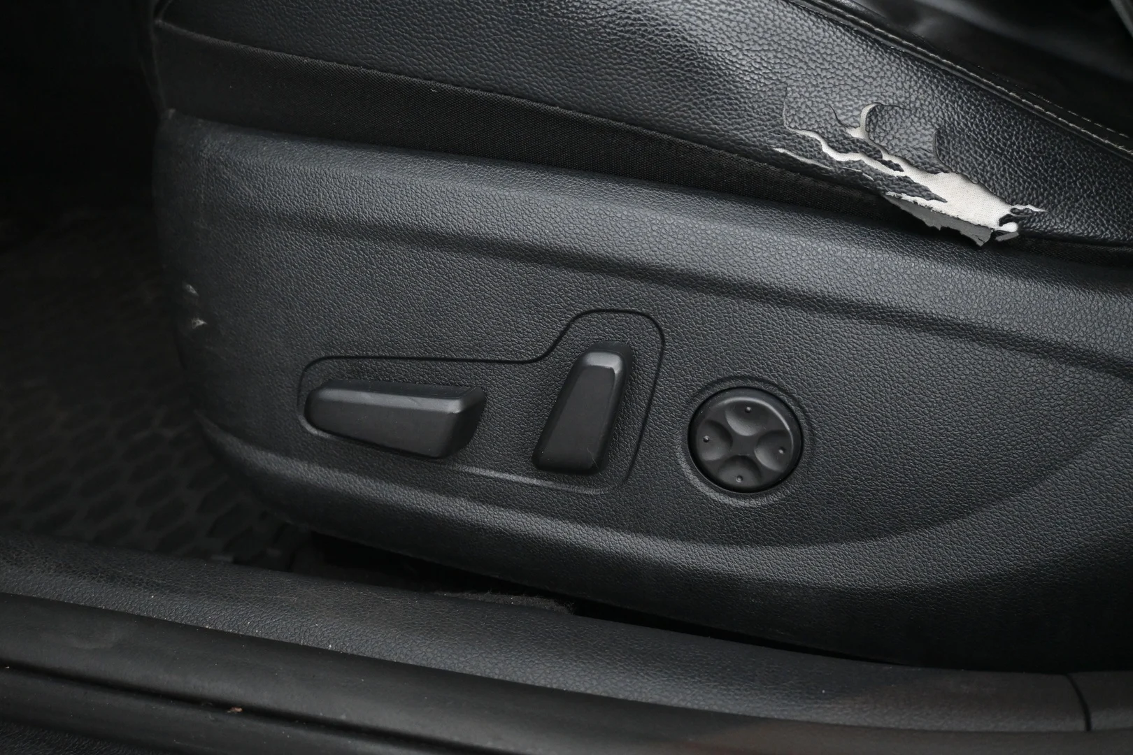 Car Image - 53pVLOPKElYxtkDs3S1atb