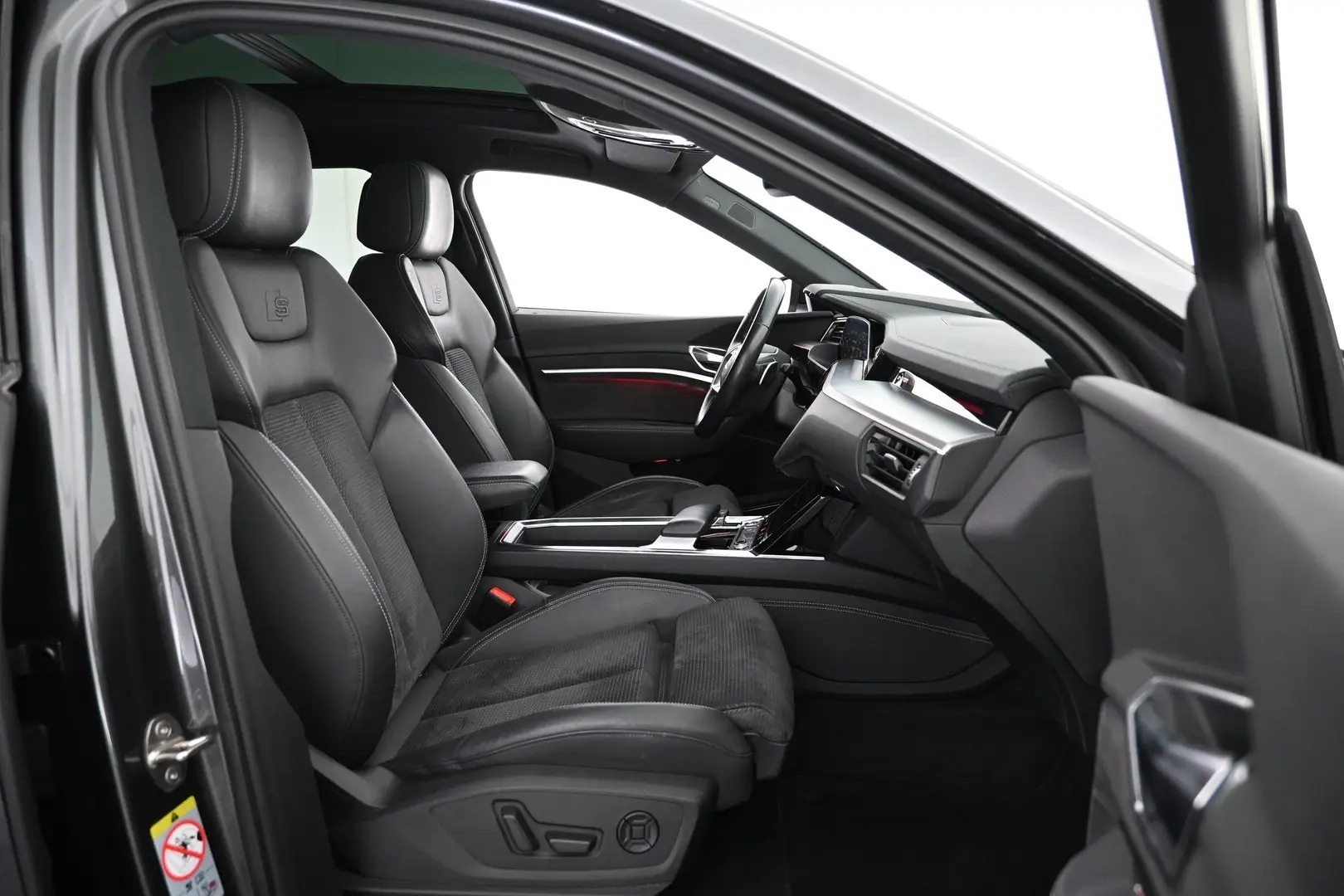 Car Image - 4ePRItzChQe7Ljx0gMbsjD
