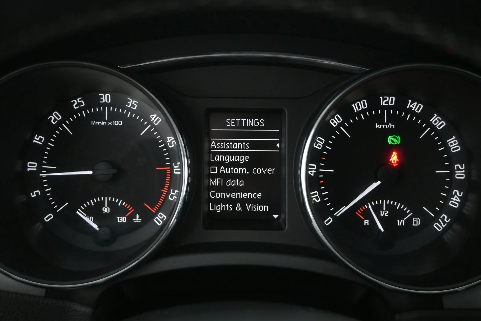 Car Image - 2oSixAoiKc8HR9nRxCMQdY
