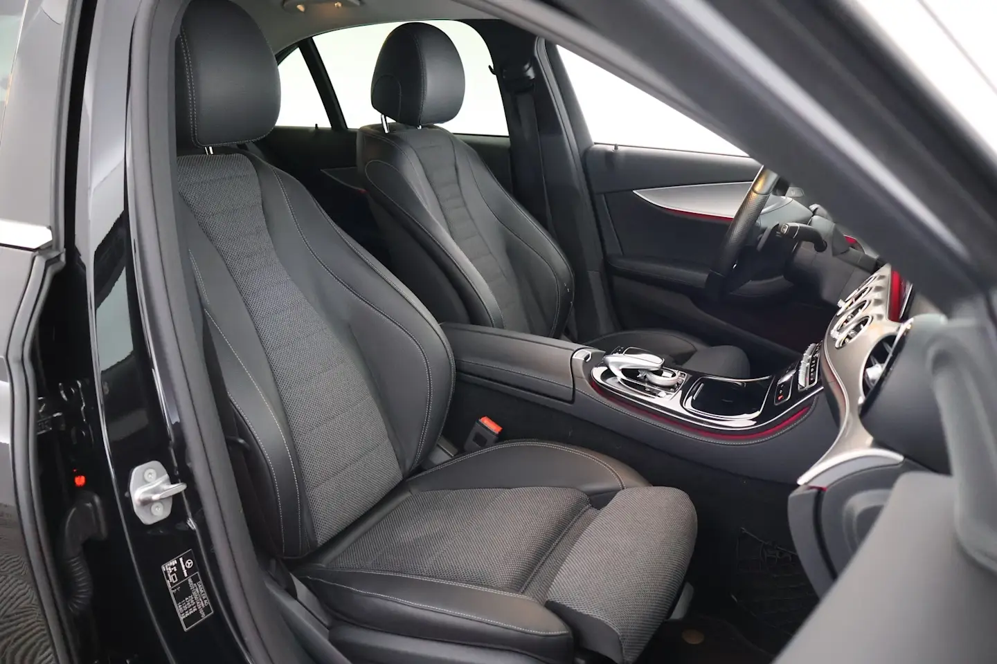 Car Image - 4Ncl7J2RXruZazxtrIAu7g