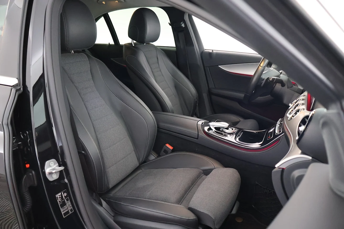 Car Image - 4Ncl7J2RXruZazxtrIAu7g