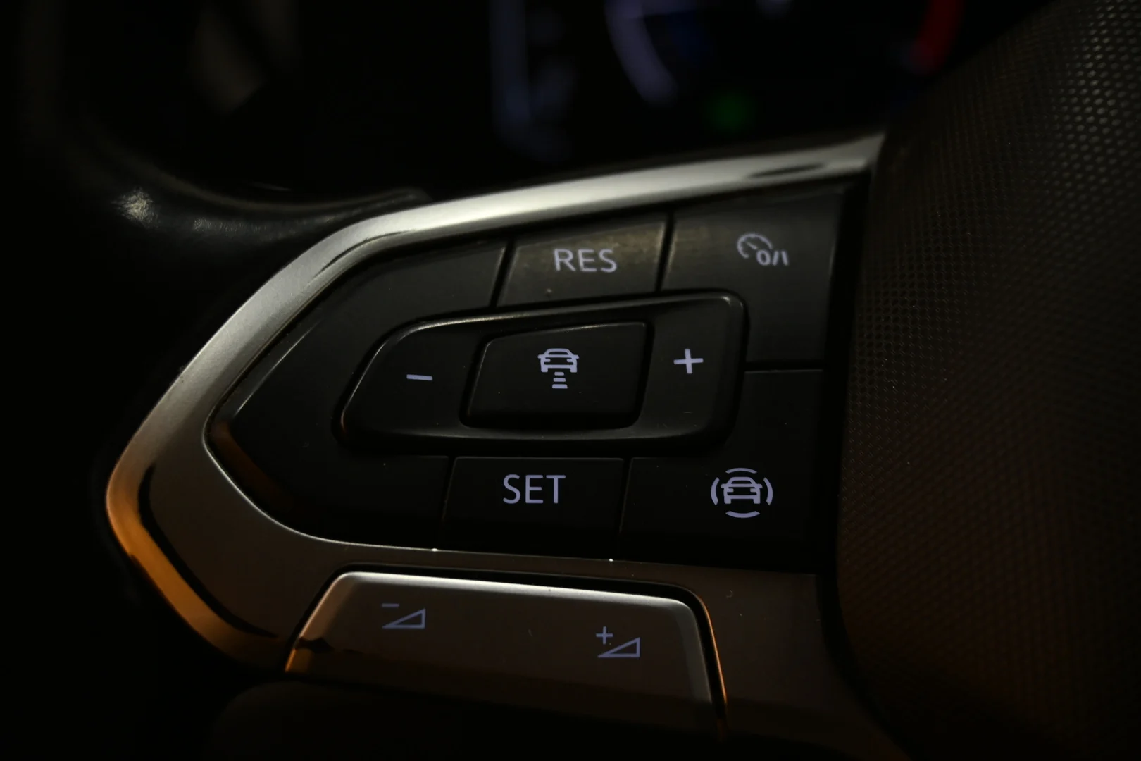 Car Image - 6BdEKMTJk3OC7sIql0g9St