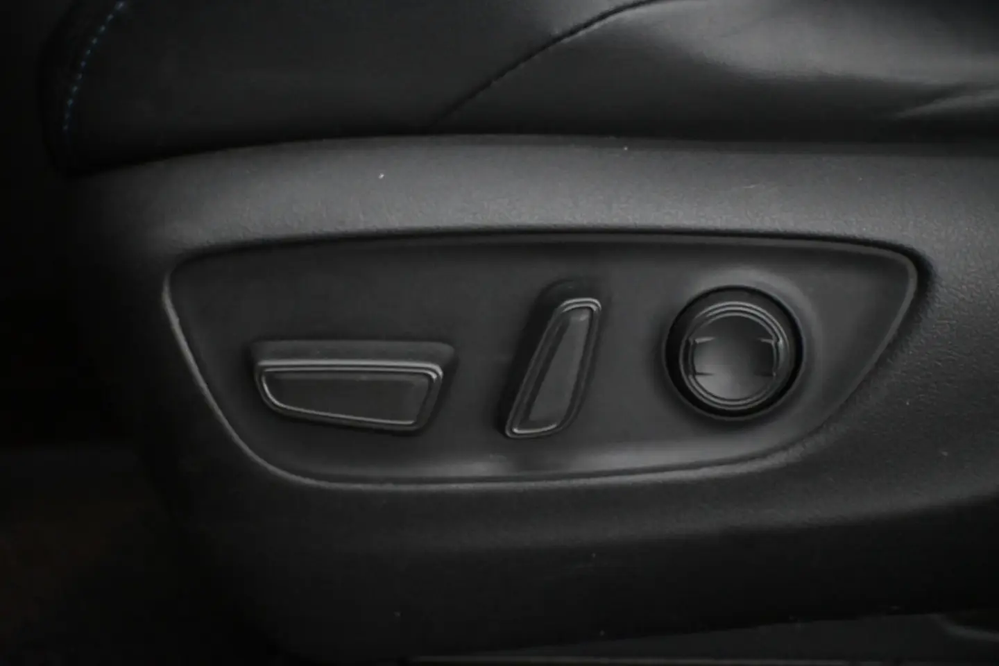 Car Image - 5ttHdX0whO6d6u9RK33l3F