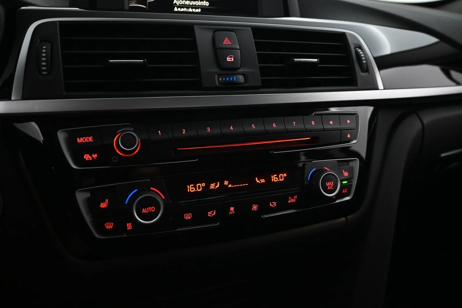 Car Image - Tct6X00Q51JEwYdsOYIPV