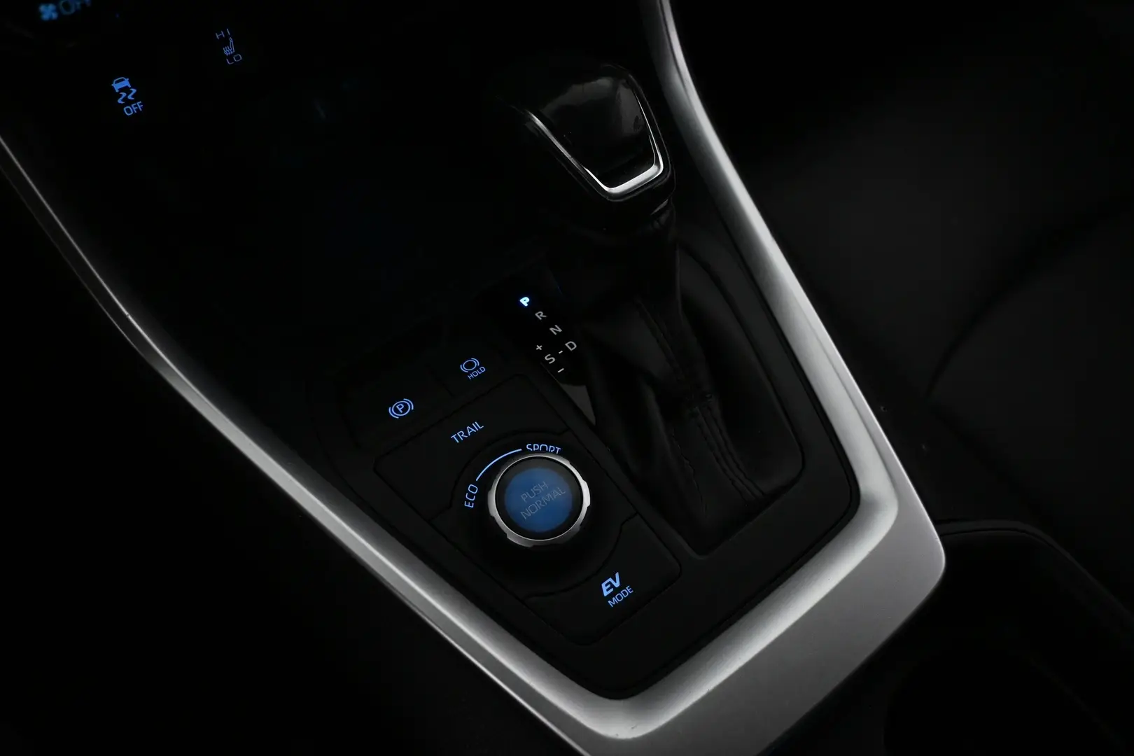 Car Image - 7eFikbmCxU0umpbdTLqzvW
