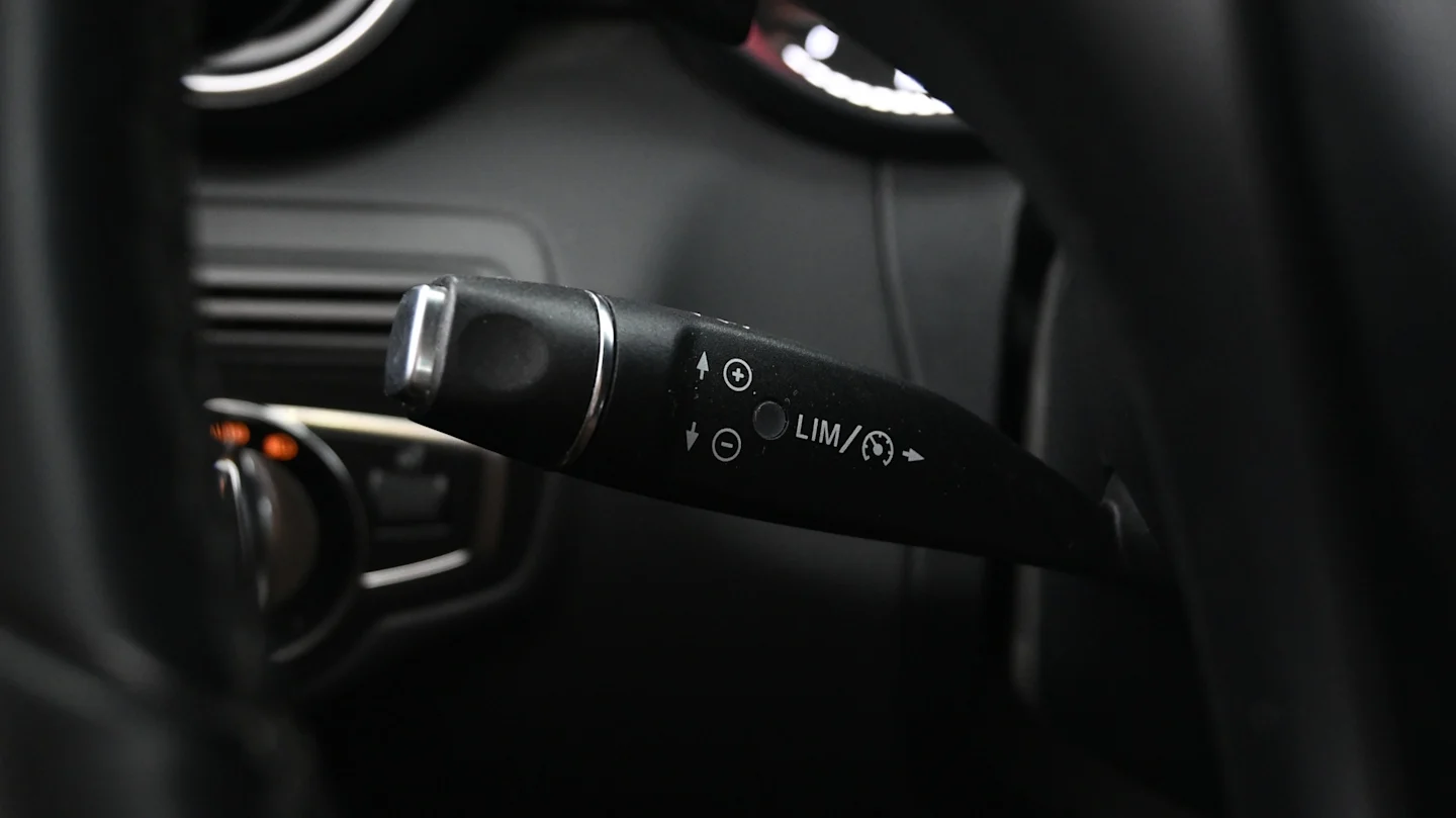 Car Image - 2UbhVywDeqcrq0hX2t58mv