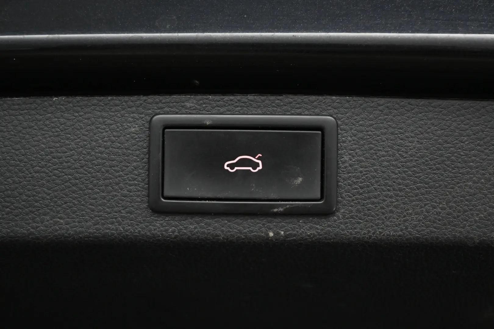 Car Image - 4Tjpie8UxQH58GsC6jgxER