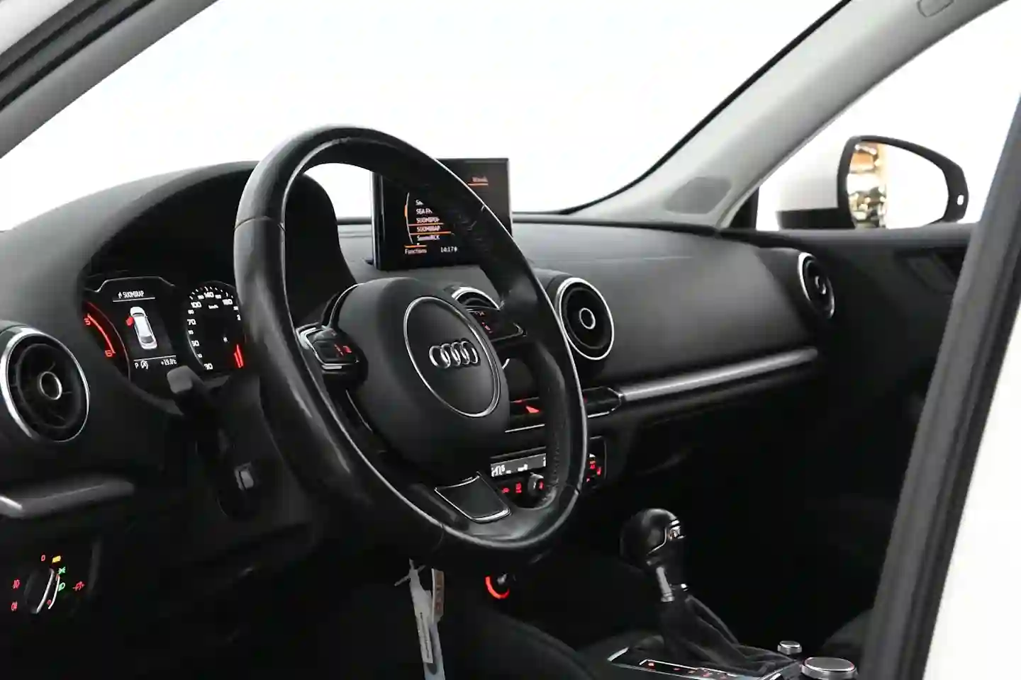 Car Image - 3V7yQg04JahpblBfgHqd2J