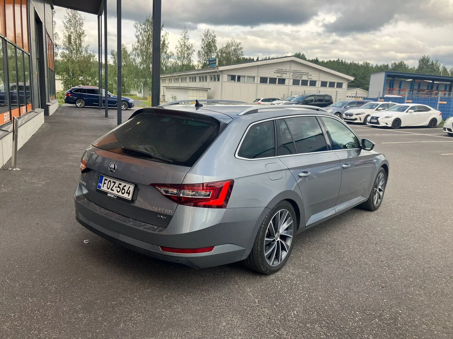 Car Image - 4VVKlp7bSOTqIcOg9SR6VU