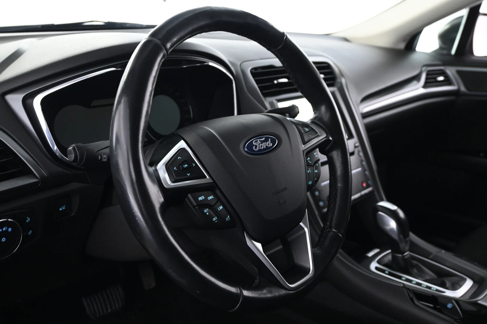 Car Image - 1fI2tqnbDtulYBddpLjtWK