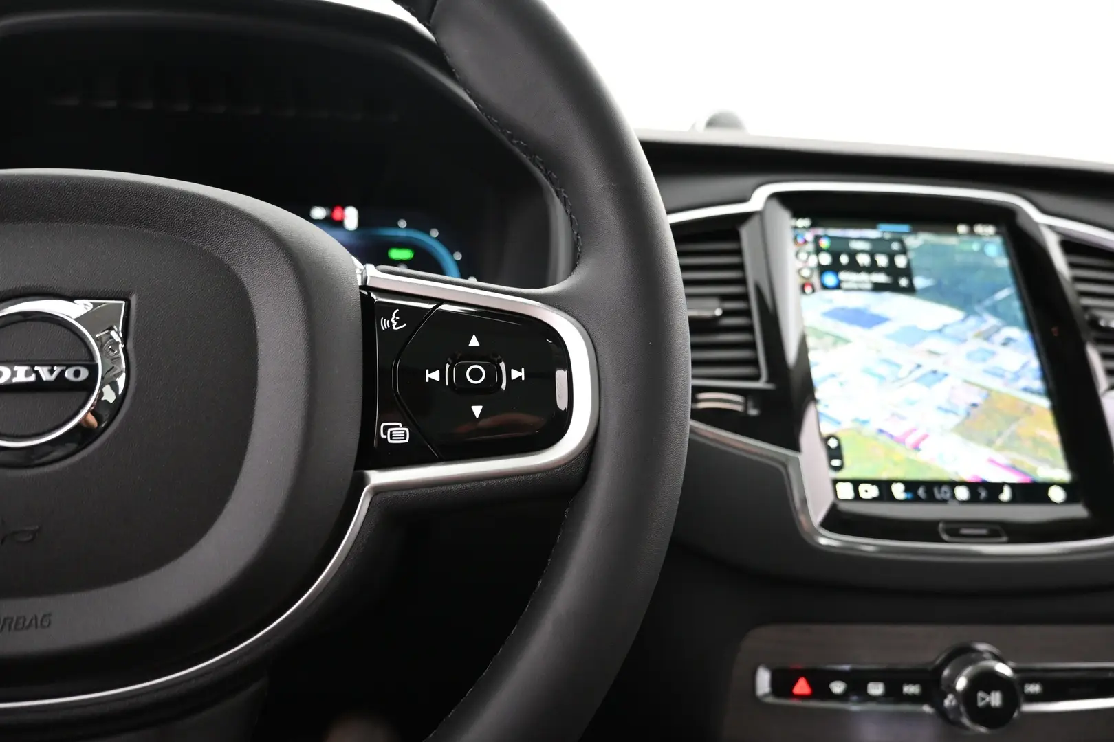 Car Image - 5Hb0M8EjDE58k74dg5L7UN