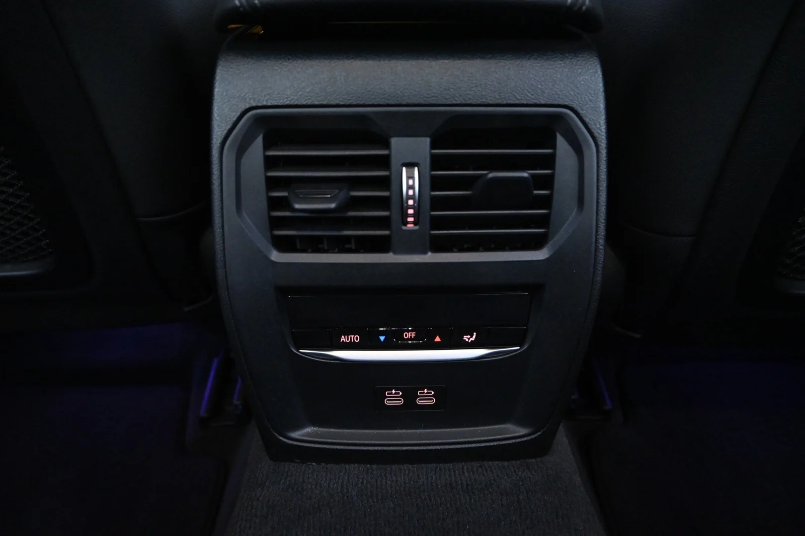 Car Image - 6uHjXw4PGQ9xa0PEtfsp8f