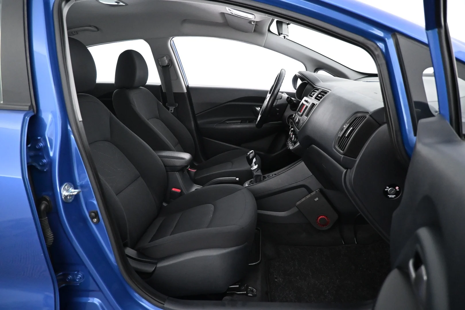 Car Image - 1Ao8yrgtAQAkA21FWT2mwN