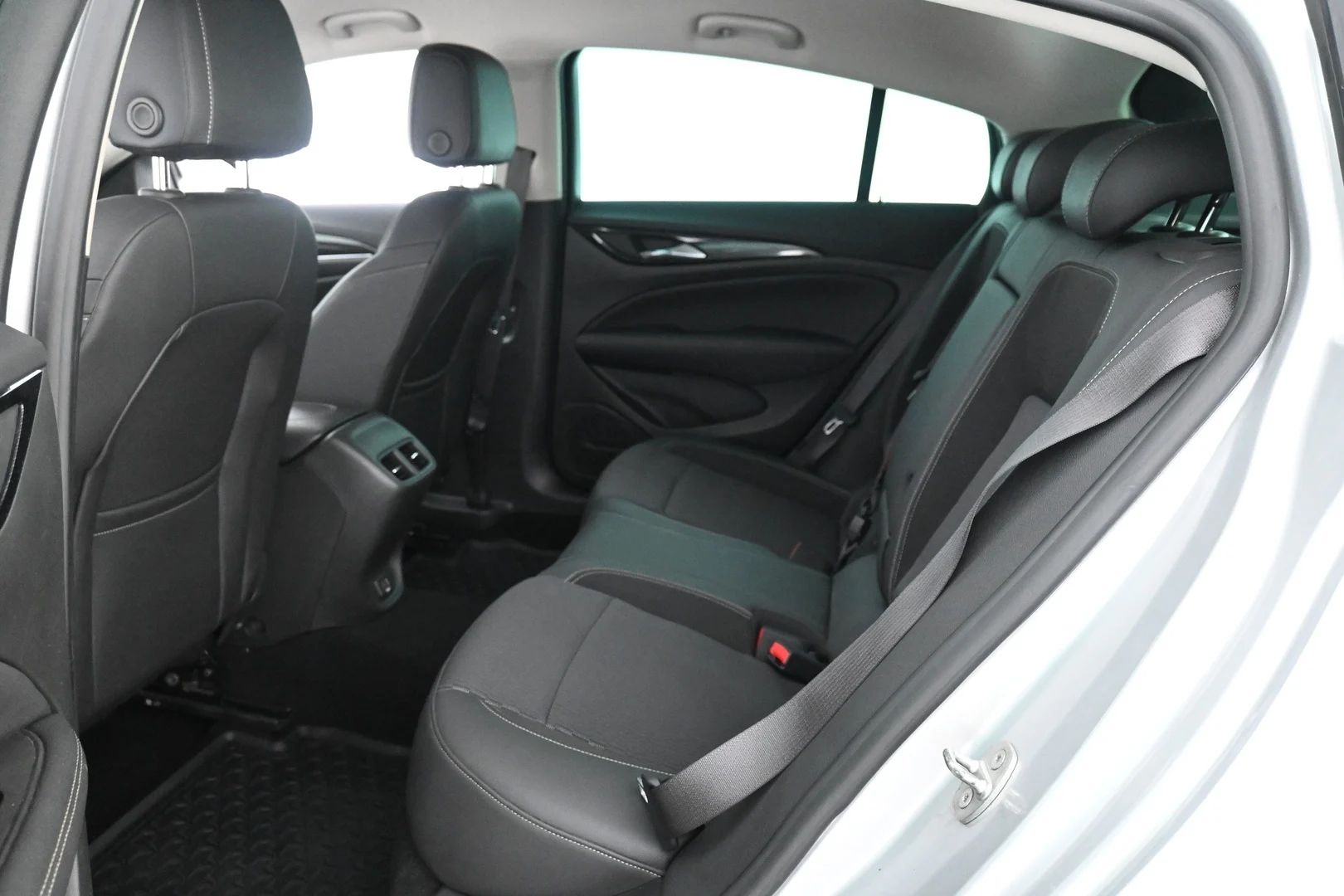 Car Image - XpRHYkZwL64DkTZc1rHvn