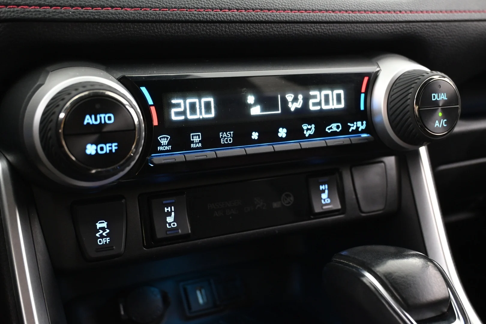 Car Image - 777McW7TEsKkFkiwHqbFCV