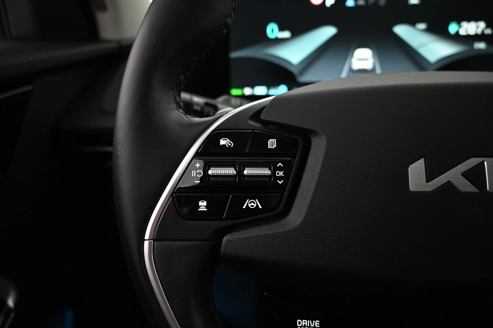 Car Image - 7GCVjI4oP4fBXxUBjXS8QR