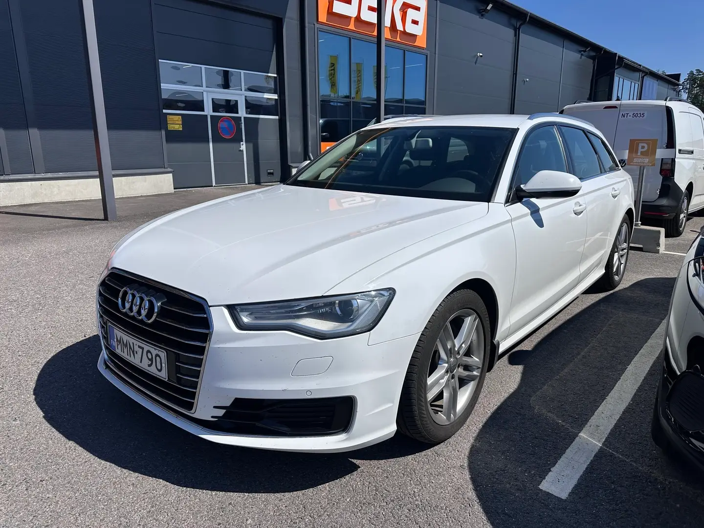 Car Image - 4xQs89Tnw0fqtkZBv9l3z