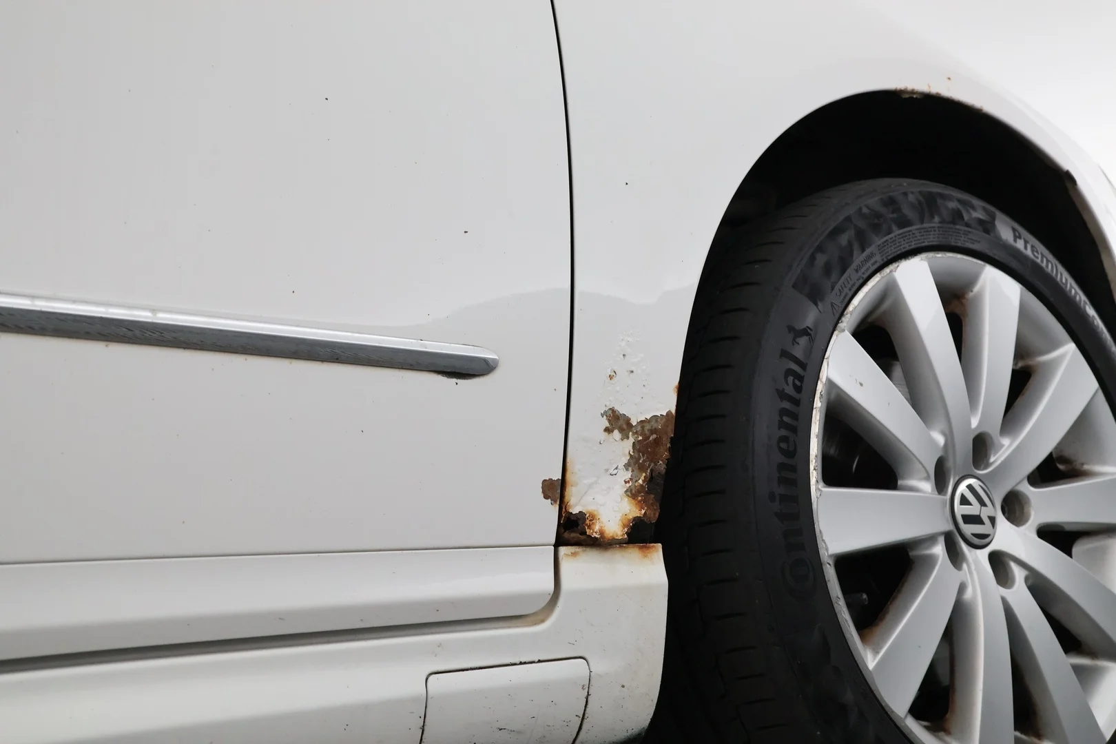 Car Image - 2tuYGKsfCUTHF1U8KtyR9x