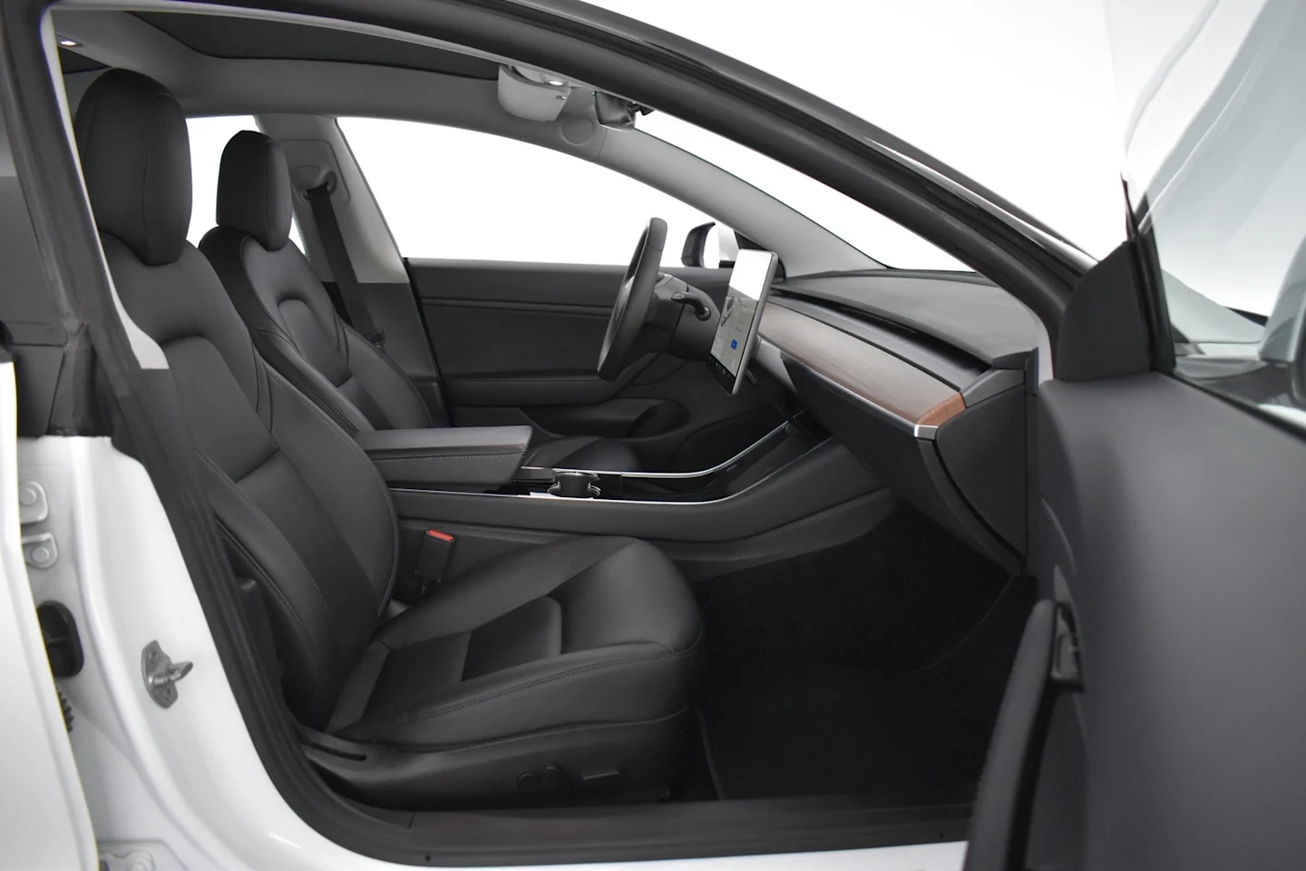 Car Image - 1AUI4KrMXUI7j4JIPftQwg