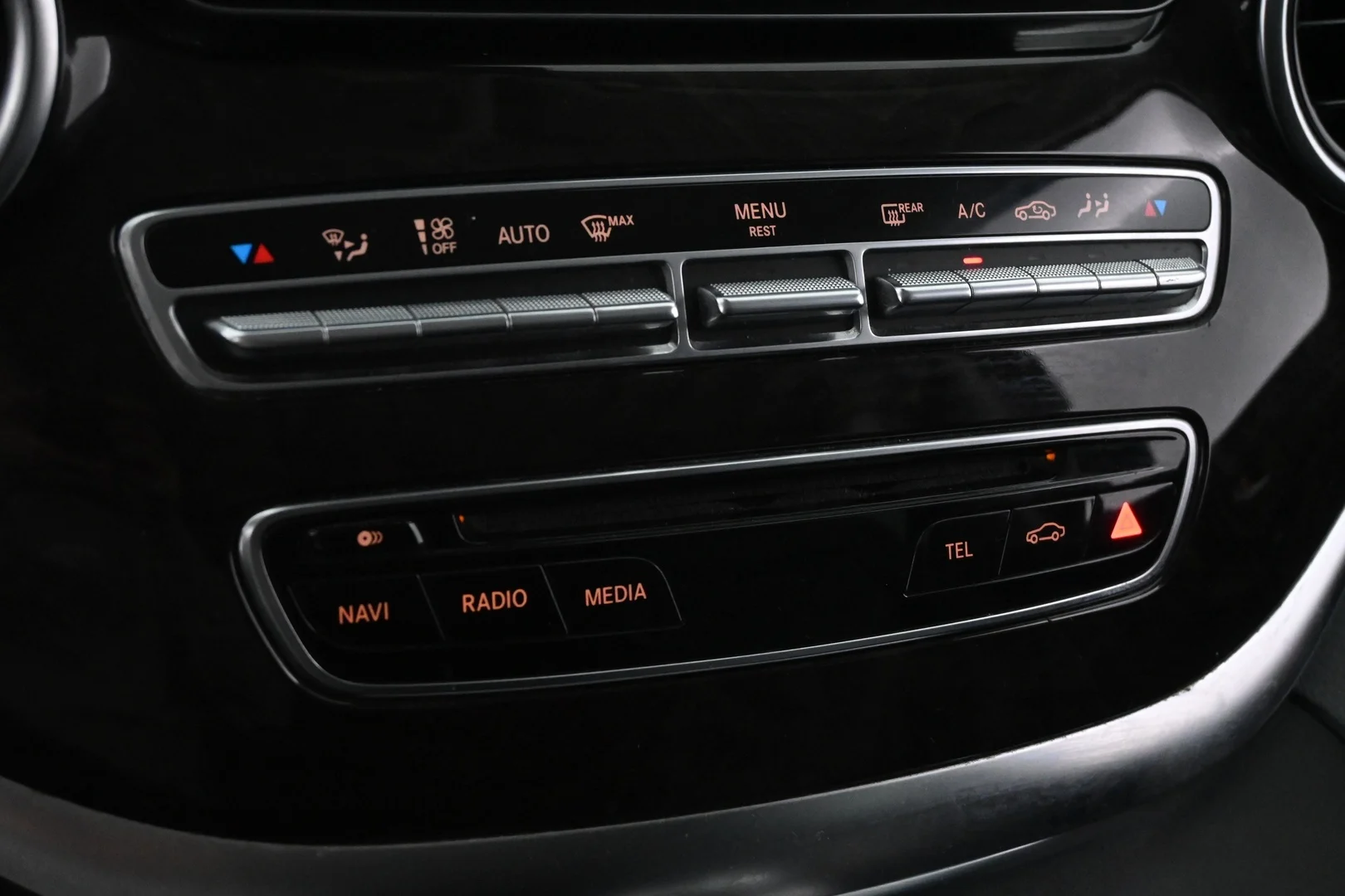 Car Image - 76w9vFwOdPGL4aVDB3DgFU