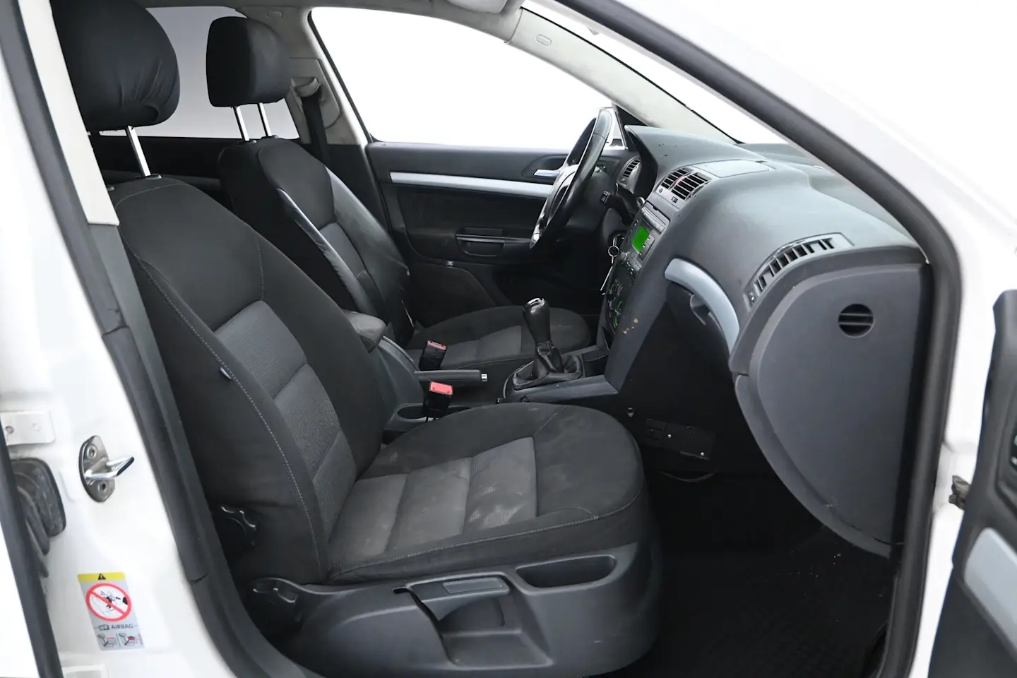 Car Image - 3AEKNisSo0Df0rKN8QrDnu