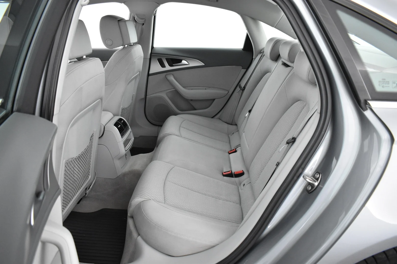 Car Image - 2JWKnEHROT6SQRlNy1njTb