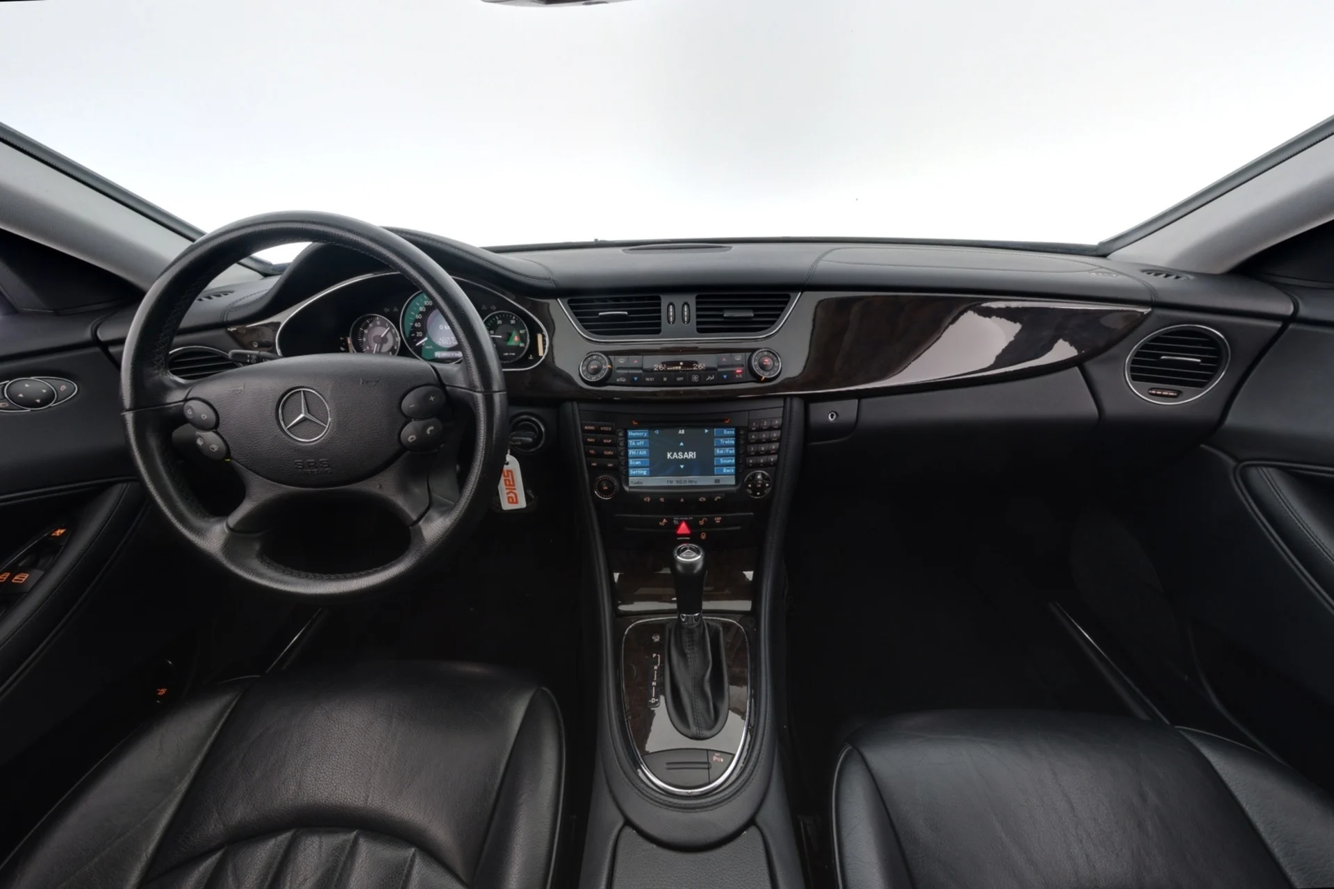 Car Image - 2K2PFJF0axmdAznzsYCeh0
