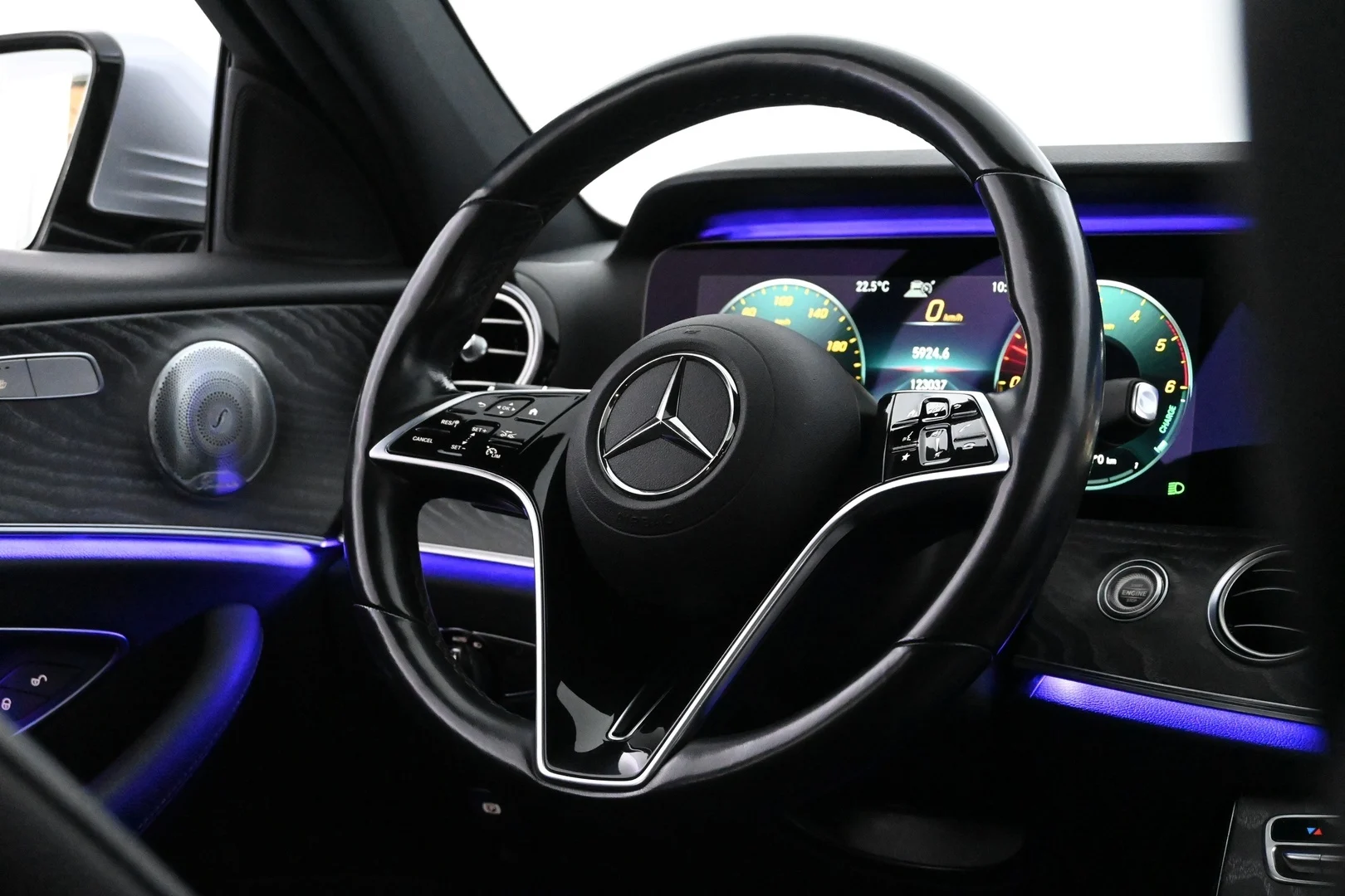 Car Image - 1IfMRQuouA5DKV6YbEFBLR