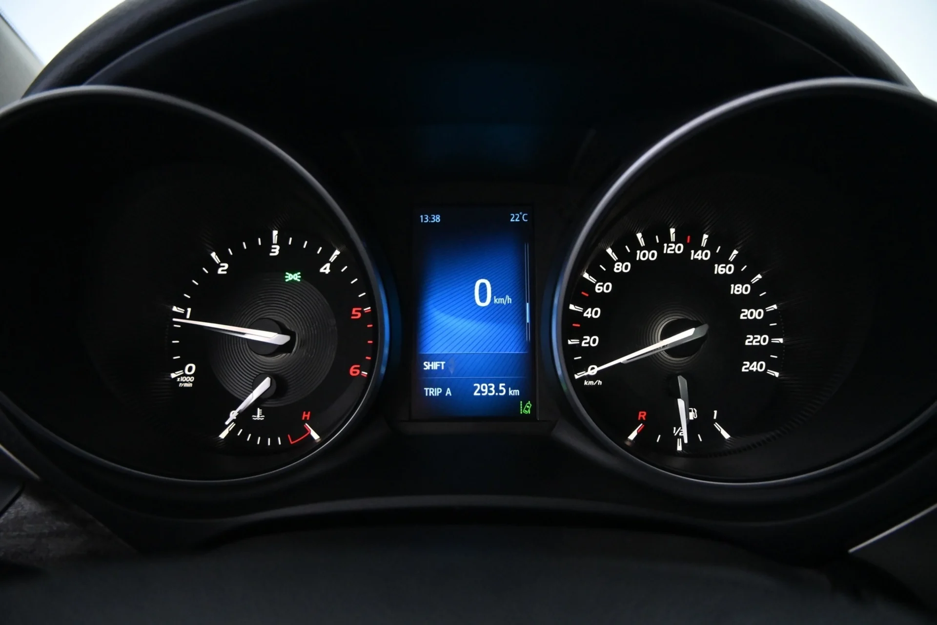 Car Image - 2asLIyYU7LGdXux2GVtLRn