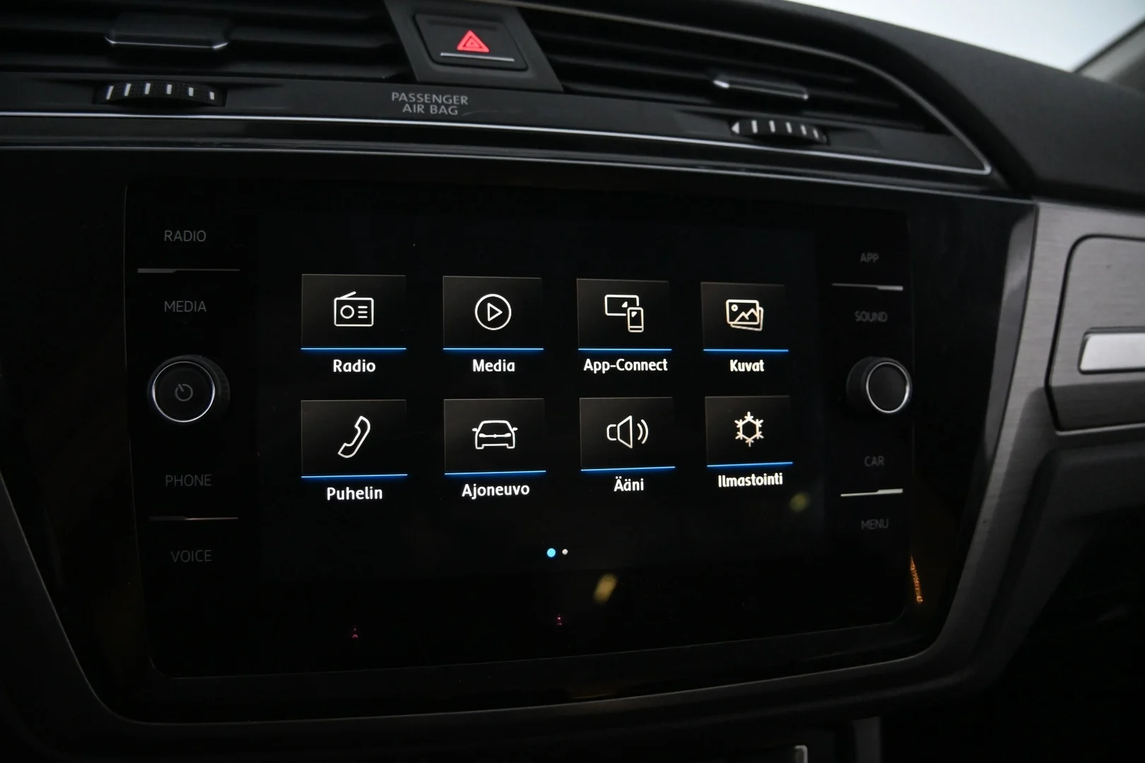 Car Image - 1Cd3Z7xhMYkVK8jQbZvFYl