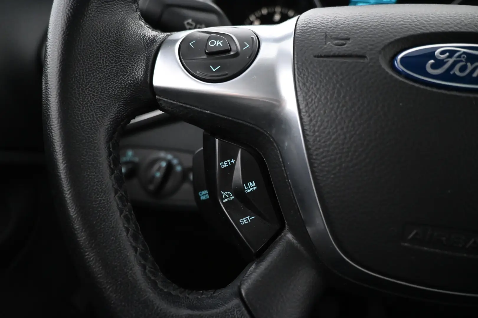 Car Image - 7BR2wxNDsL0M02rDS8i3Hw