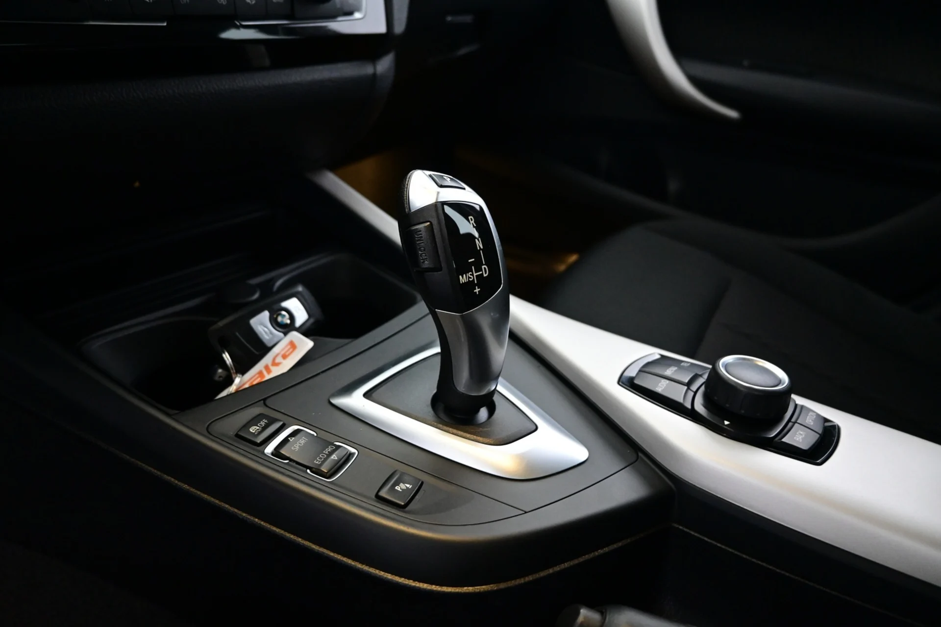 Car Image - 4dYq3wA14qiLDgQUPDrx3R