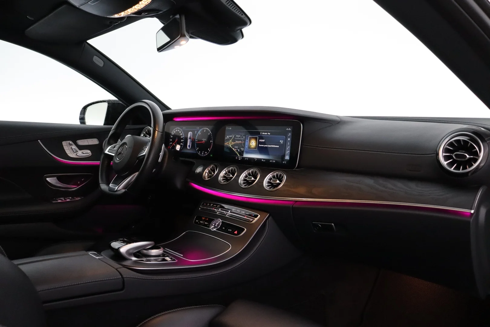 Car Image - 7cNhFYL5vEyYDszsToG2ut