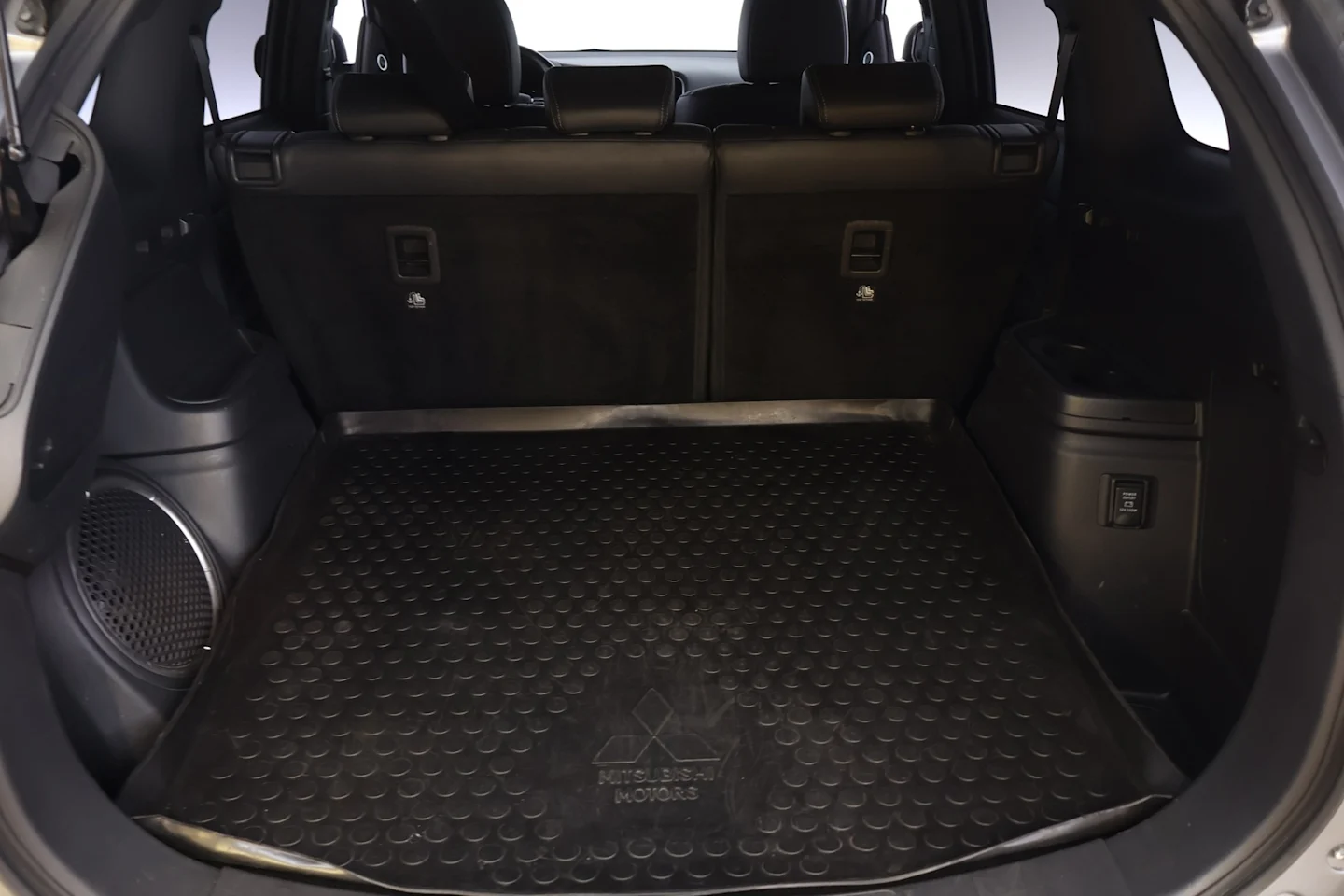 Car Image - 7wJELujMg62JUqws0XwakE