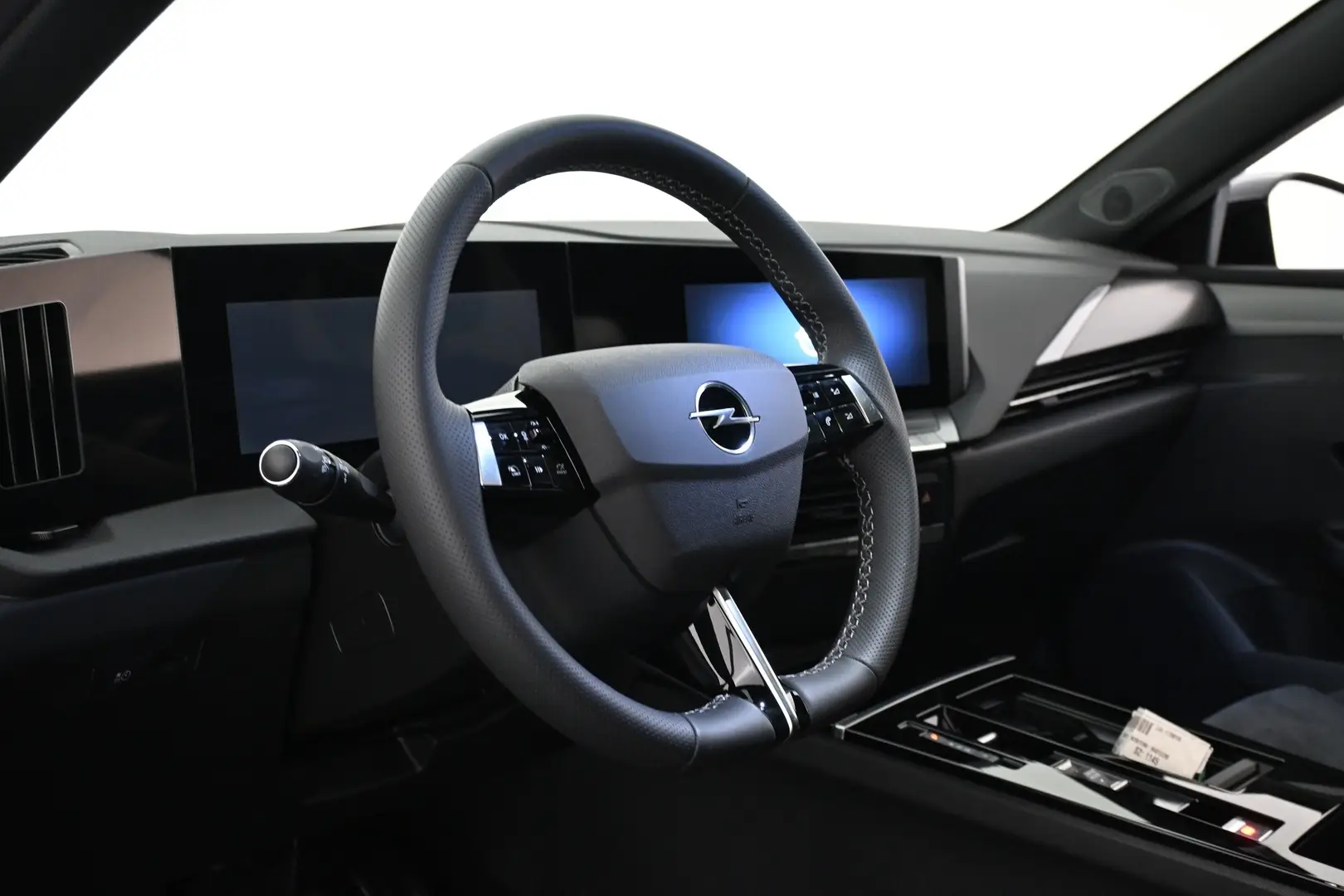 Car Image - 1oToeZyLjUUd4loOWztlb8