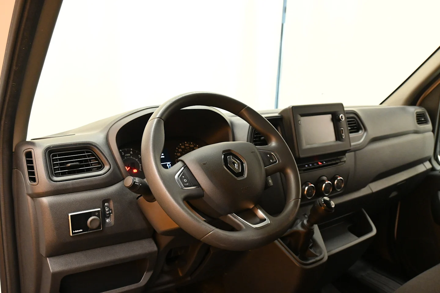 Car Image - 6tYtiLMKProEjgyMJtFGl6