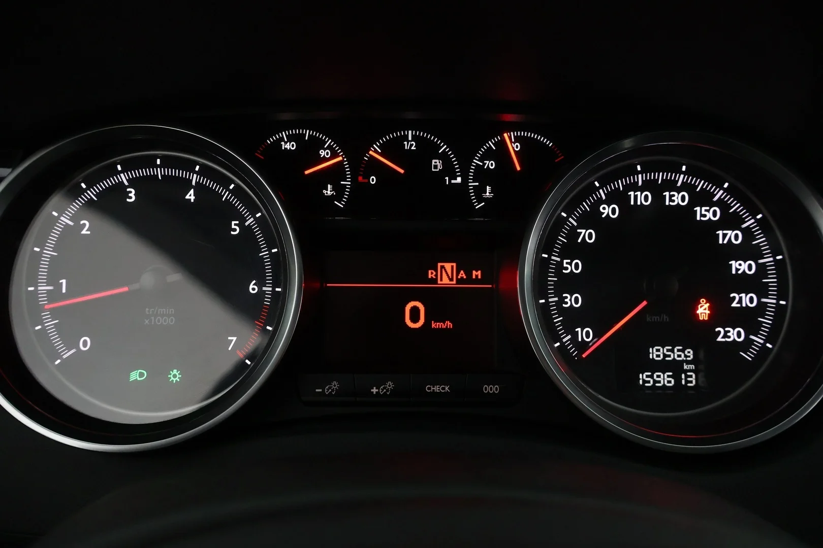 Car Image - 7cUaBEUeztWjehVCe4nRNX