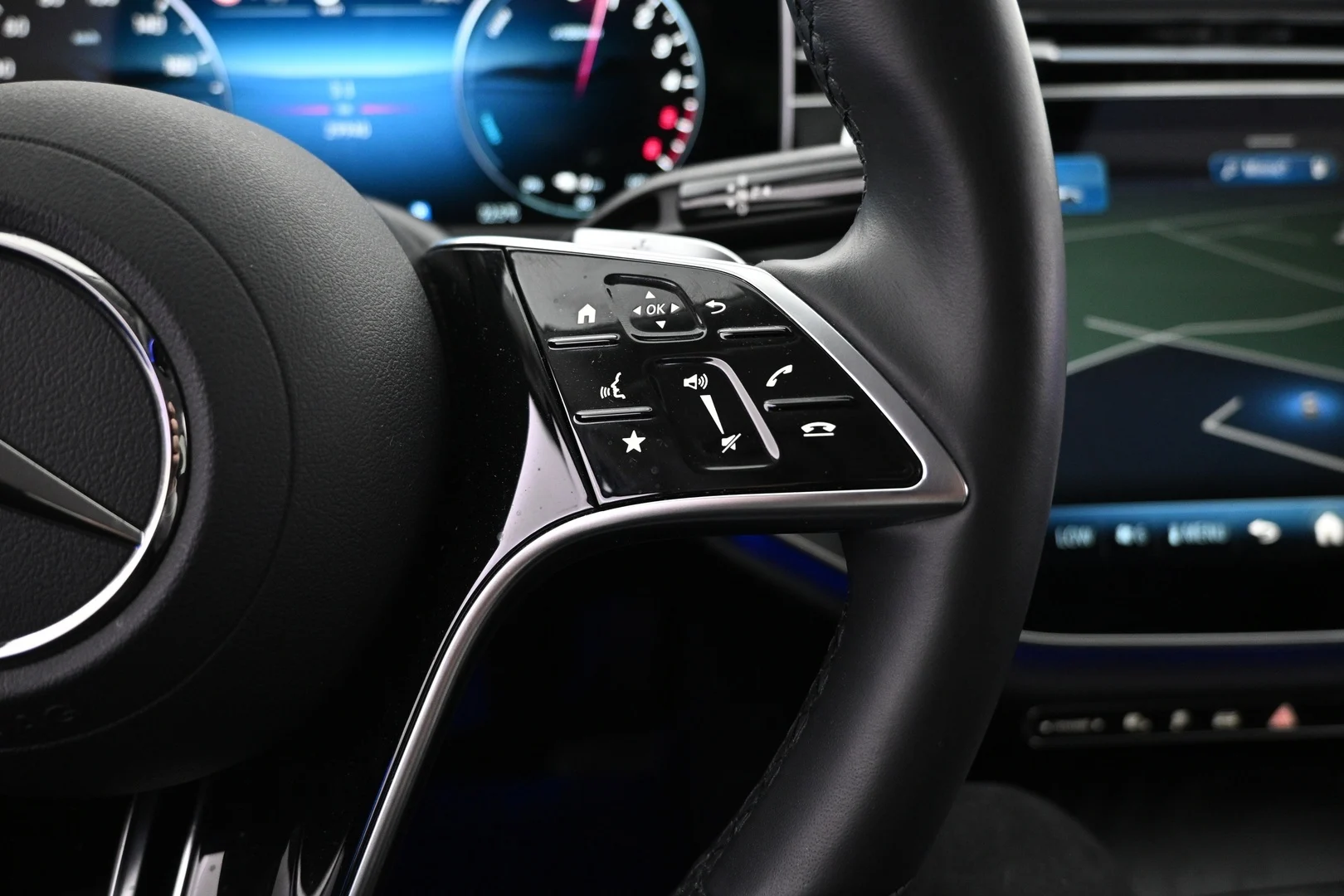 Car Image - ajg00JJ0vSXFdih6oeUEG