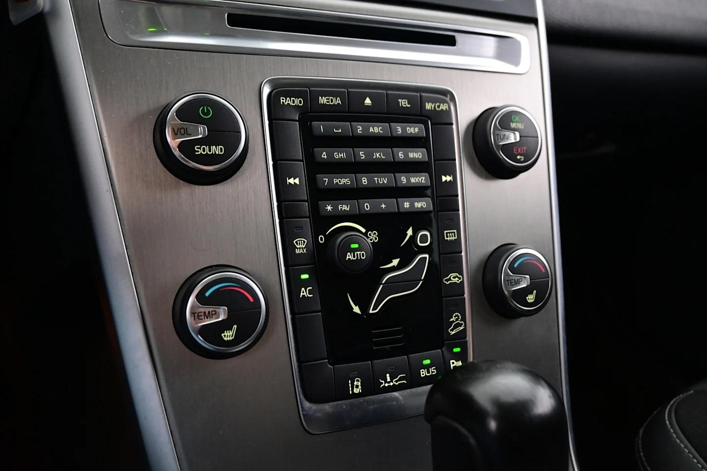 Car Image - sjExv0jxseicr3U6eN9uZ