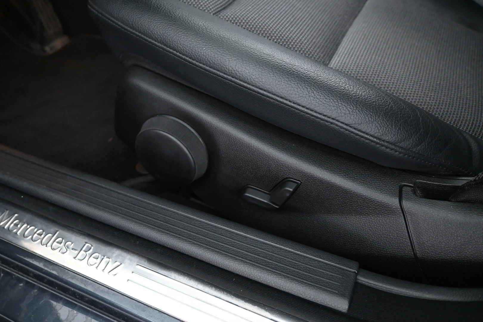 Car Image - 5O8E458EXbHjbdKMdjPcr6