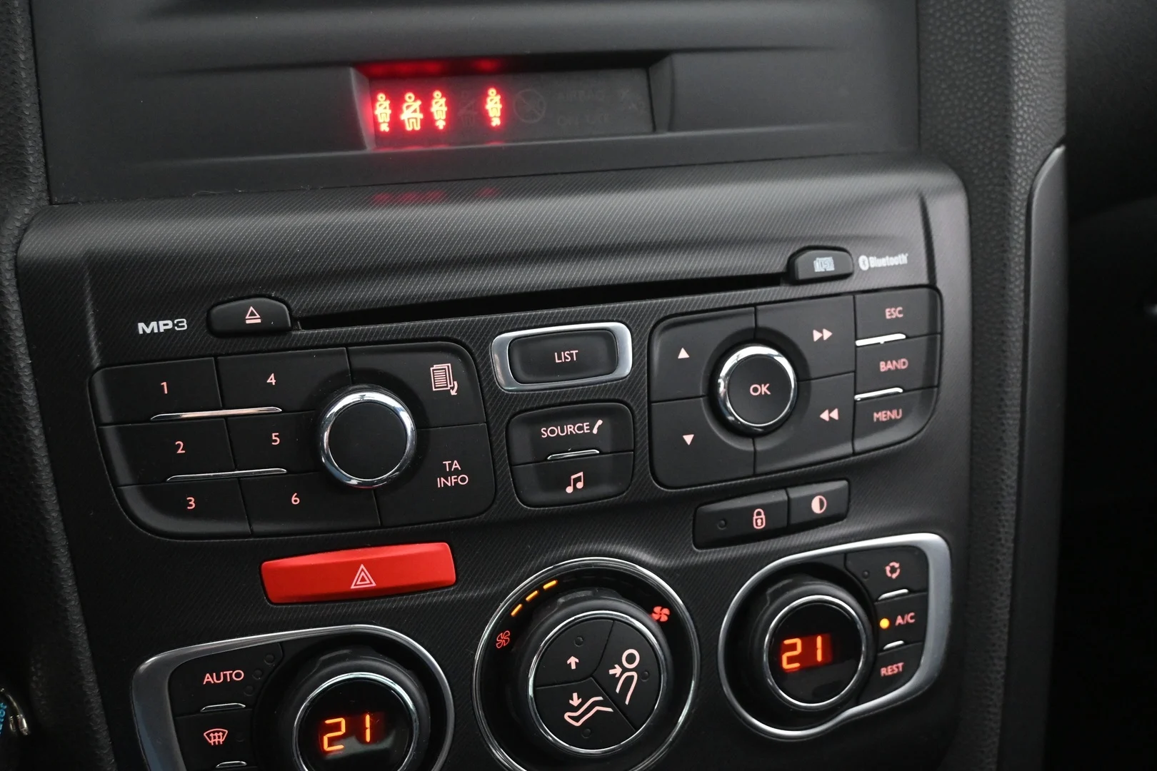 Car Image - 2asm22Y6d2rcJPq2llw8tb