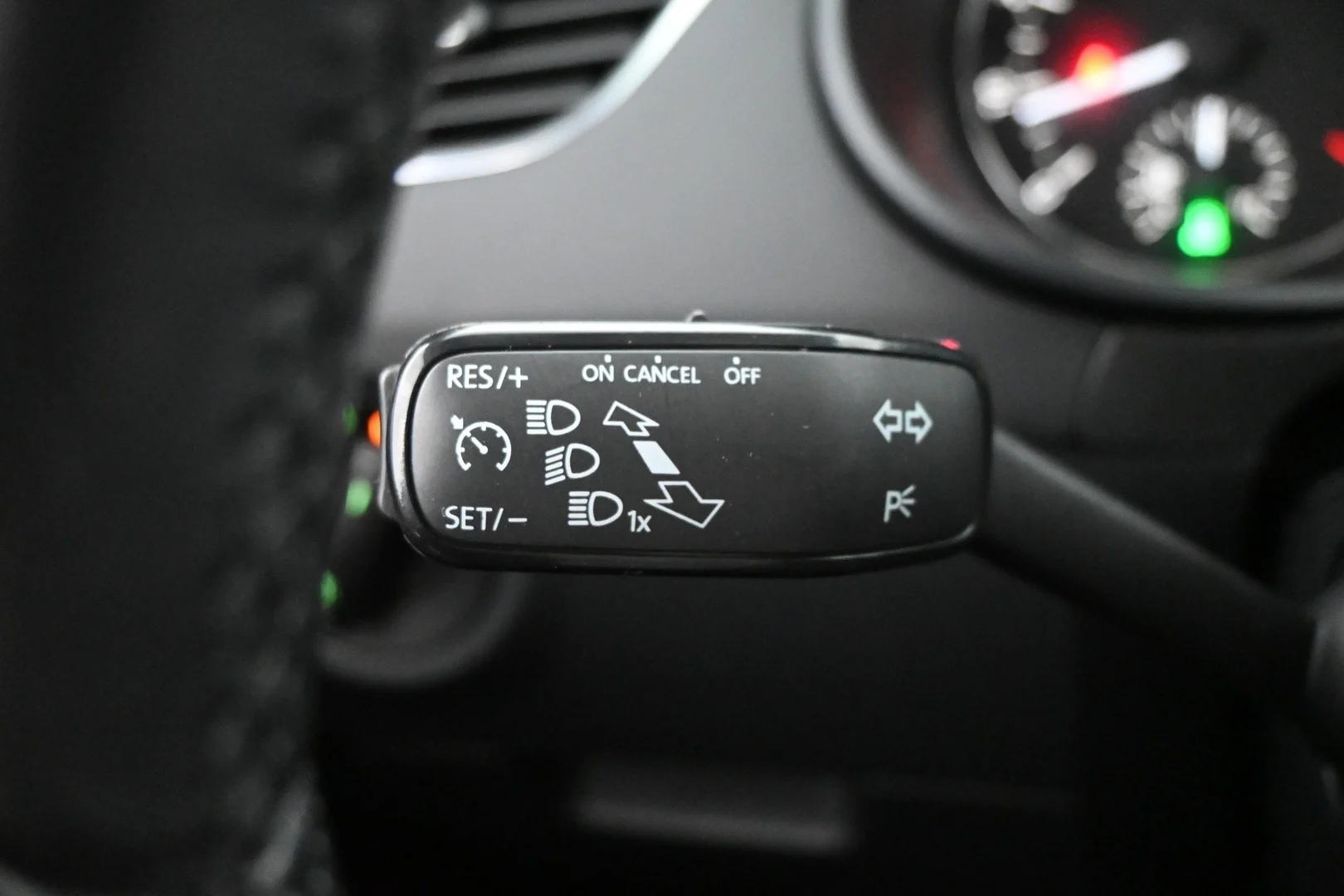 Car Image - 2WzfgOe8NMxHqBpuiVfv8R