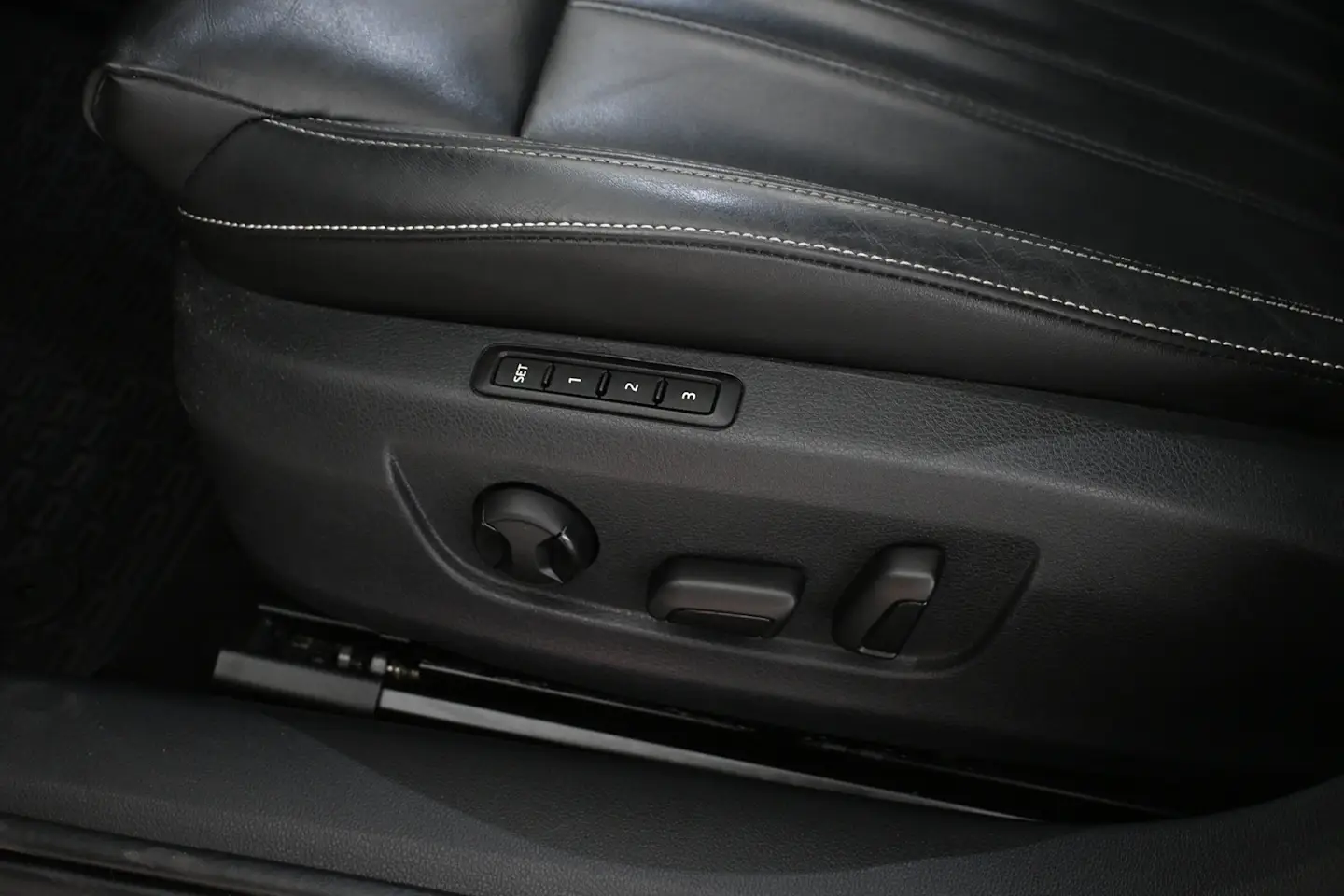 Car Image - 1mRM6aVx5eEYs2MTcgbr3T