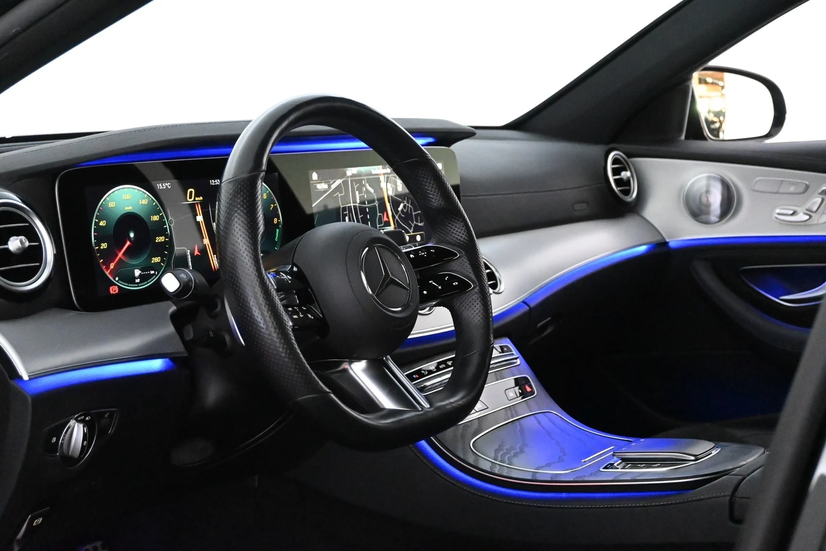 Car Image - 4lViaMv3CJKl5buueKeeXi