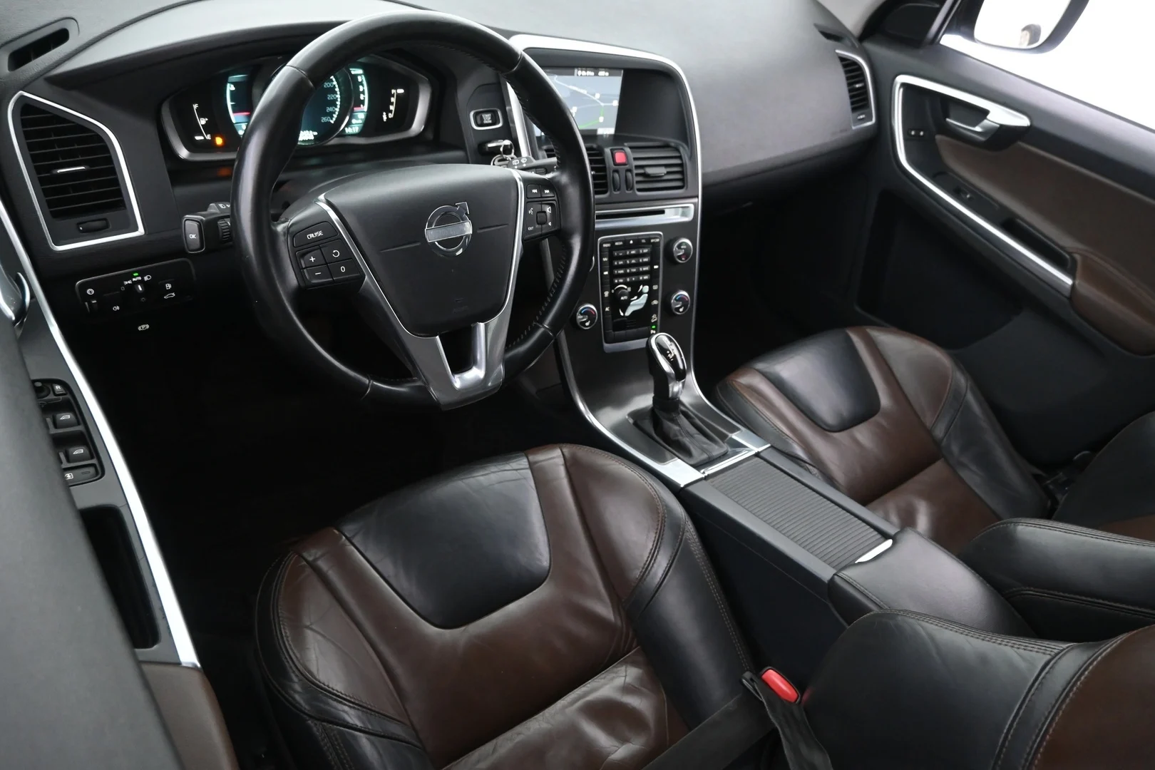 Car Image - 4MYMqOjz8VbWO8oVAd5cBS