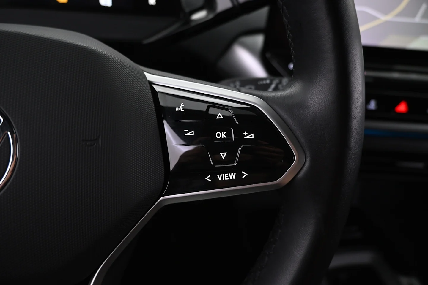 Car Image - 30y0a2HsrN4WIHlJV4KIVa
