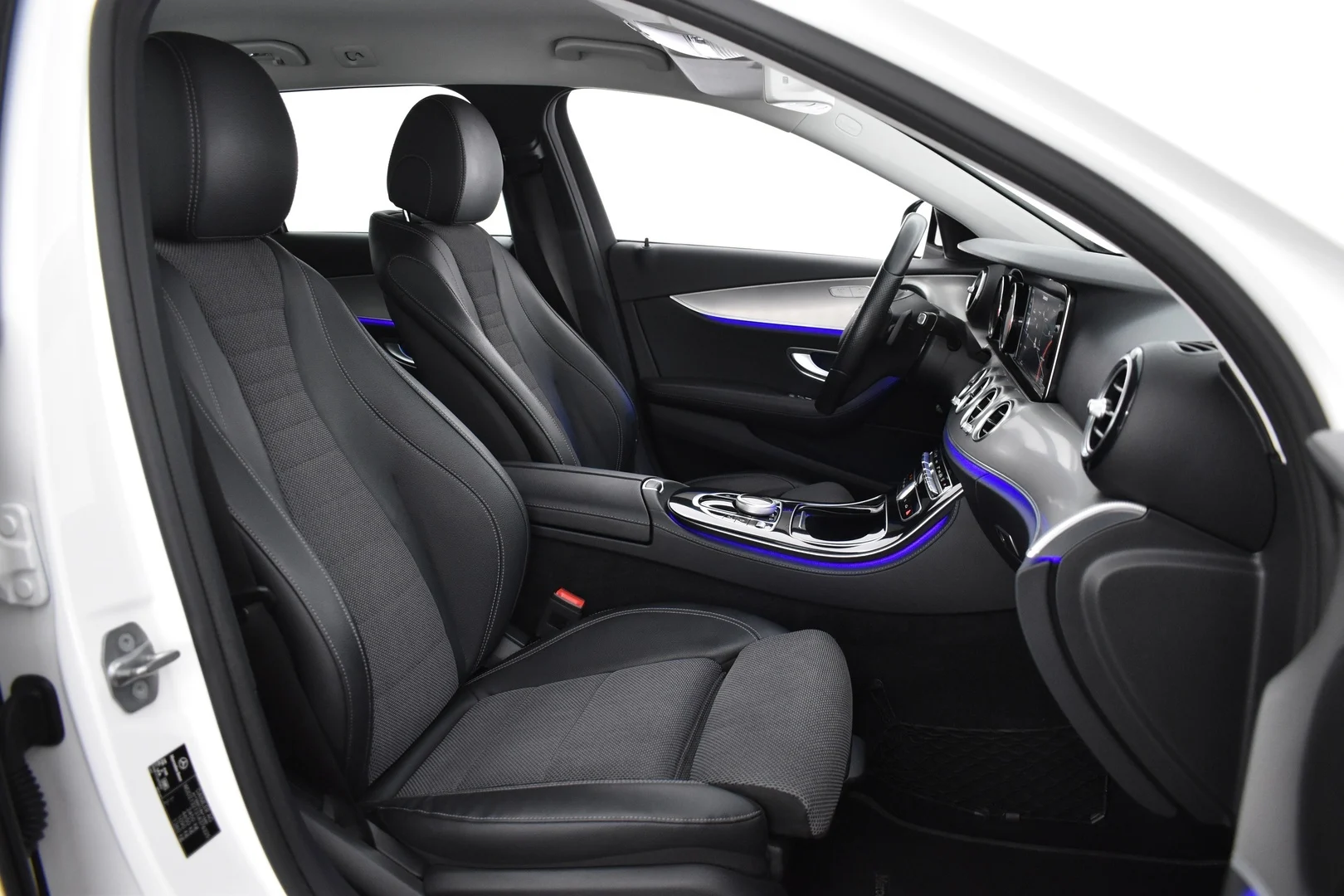 Car Image - GOeEznrDRHUitVlpCwvSH